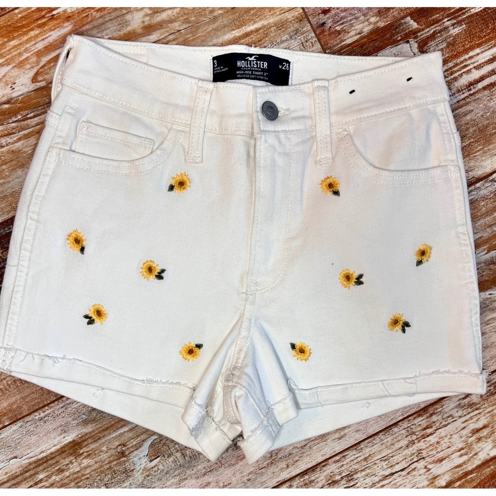 Hollister White Daisy Embroidered High Rise Shorts Women's Size 26 Cottagecore